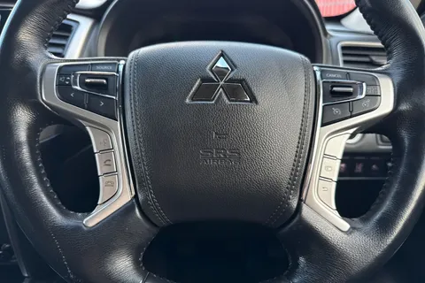 WM69NZO Mitsubishi L200 2.2 DI-D DC Barbarian 4WD Euro 6 (s/s) 4dr Thumbnail #35