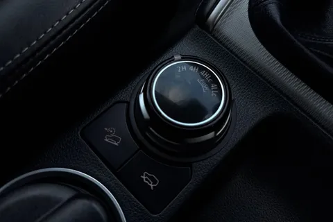 WM69NZO Mitsubishi L200 2.2 DI-D DC Barbarian 4WD Euro 6 (s/s) 4dr Thumbnail #38