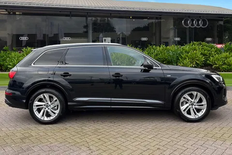 3 of 63 for Audi Q7 SUV S line 50 TDI quattro 286 PS tiptronic