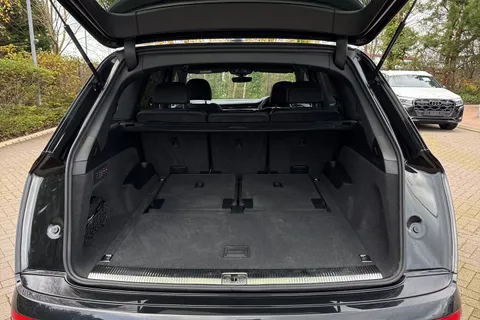 7 of 63 for Audi Q7 SUV S line 50 TDI quattro 286 PS tiptronic