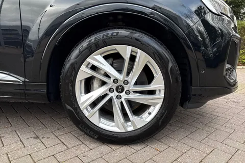 10 of 63 for Audi Q7 SUV S line 50 TDI quattro 286 PS tiptronic