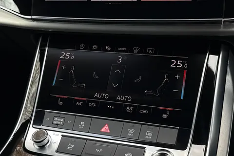 22 of 63 for Audi Q7 SUV S line 50 TDI quattro 286 PS tiptronic