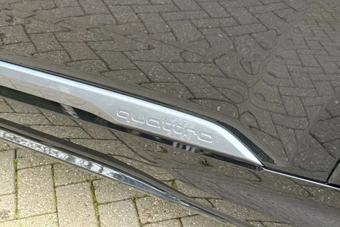 26 of 63 for Audi Q7 SUV S line 50 TDI quattro 286 PS tiptronic