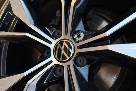 DE22CLU Volkswagen Tiguan 1.5 TSI 150 R-Line 5dr DSG Thumbnail #28