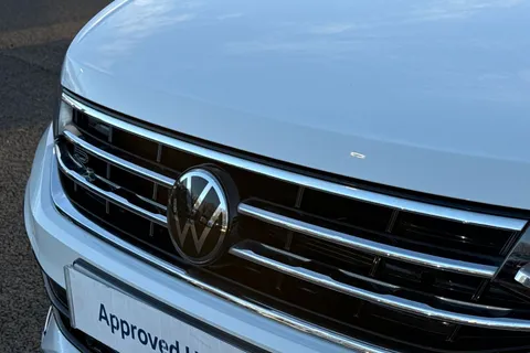 DE22CLU Volkswagen Tiguan 1.5 TSI 150 R-Line 5dr DSG Thumbnail #30