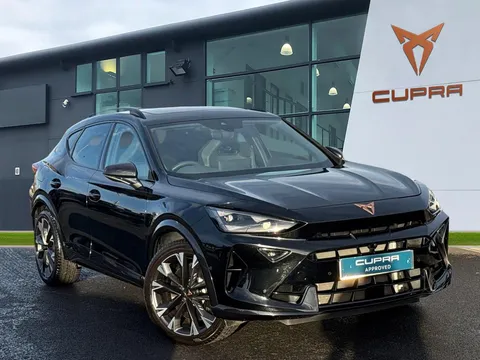 DF25JBZ CUPRA Formentor 2.0 TSI 333 VZ2 5dr DSG 4Drive **Panoramic sunroof** Thumbnail #1