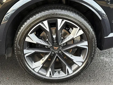 DF25JBZ CUPRA Formentor 2.0 TSI 333 VZ2 5dr DSG 4Drive **Panoramic sunroof** Thumbnail #7