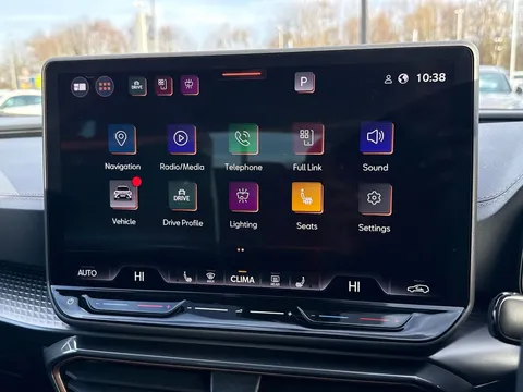 DF25JBZ CUPRA Formentor 2.0 TSI 333 VZ2 5dr DSG 4Drive **Panoramic sunroof** Thumbnail #36