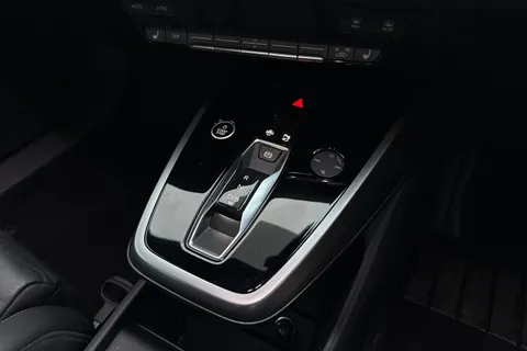 20 of 60 for Audi Q4 e-tron Q4 Sport 45 e-tron 210,00 kW