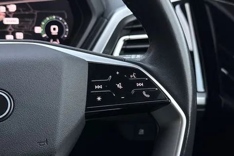 40 of 60 for Audi Q4 e-tron Q4 Sport 45 e-tron 210,00 kW