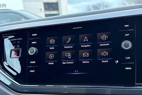 CF70EVU Volkswagen Polo 1.0 TSI 95 R-Line 5dr | Automatic Lights | Rear Tinted Glass Thumbnail #17