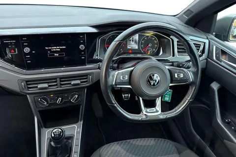 CF70EVU Volkswagen Polo 1.0 TSI 95 R-Line 5dr | Automatic Lights | Rear Tinted Glass Thumbnail #18
