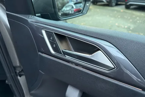 CF70EVU Volkswagen Polo 1.0 TSI 95 R-Line 5dr | Automatic Lights | Rear Tinted Glass Thumbnail #21