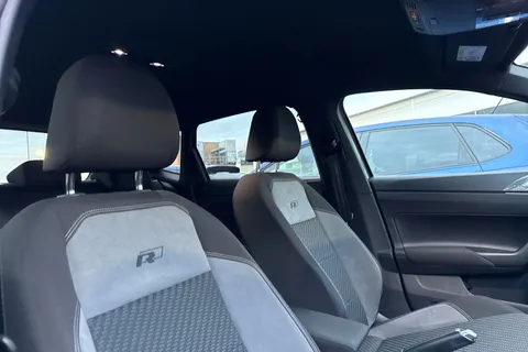 CF70EVU Volkswagen Polo 1.0 TSI 95 R-Line 5dr | Automatic Lights | Rear Tinted Glass Thumbnail #24