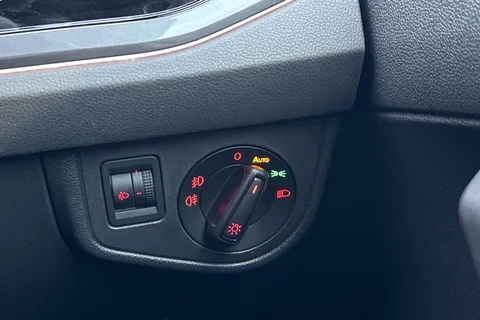 CF70EVU Volkswagen Polo 1.0 TSI 95 R-Line 5dr | Automatic Lights | Rear Tinted Glass Thumbnail #26