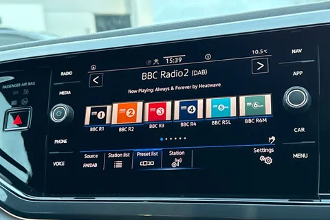 CF70EVU Volkswagen Polo 1.0 TSI 95 R-Line 5dr | Automatic Lights | Rear Tinted Glass Thumbnail #29