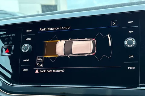 CF70EVU Volkswagen Polo 1.0 TSI 95 R-Line 5dr | Automatic Lights | Rear Tinted Glass Thumbnail #33