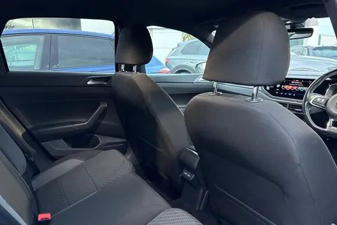 CF70EVU Volkswagen Polo 1.0 TSI 95 R-Line 5dr | Automatic Lights | Rear Tinted Glass Thumbnail #37