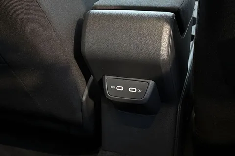 CF70EVU Volkswagen Polo 1.0 TSI 95 R-Line 5dr | Automatic Lights | Rear Tinted Glass Thumbnail #38