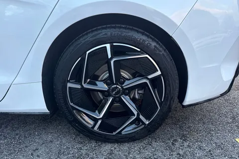 DV75SSX BYD SEAL 82.5kWh Excellence Auto AWD 4dr Thumbnail #24