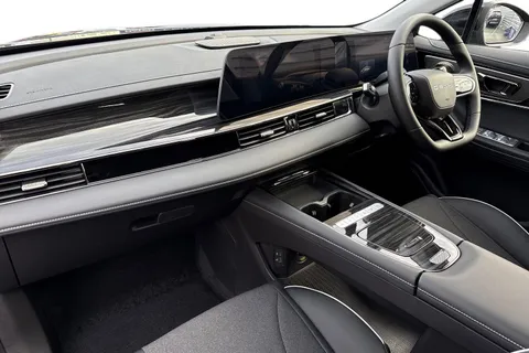  Omoda E5 61.05kWh Comfort SUV 5dr Electric Auto (204 ps) Thumbnail #8