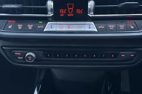 MC21VZT BMW 2 Series Gran Coupe 1.5 218i M Sport DCT Euro 6 (s/s) 4dr Thumbnail #23