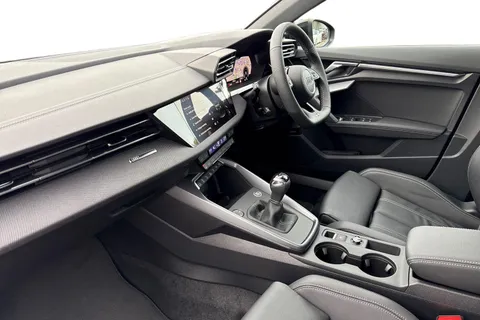  Audi A3 1.5 TFSI Black Edition Sportback Euro 6 (s/s) 5dr Thumbnail #15