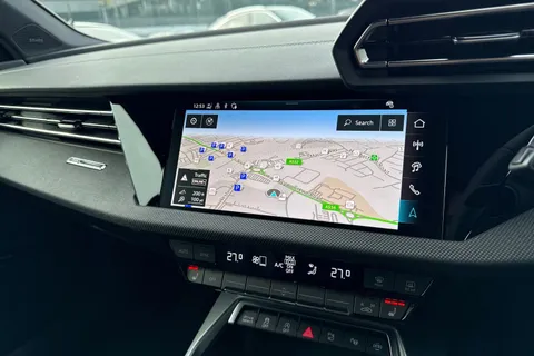  Audi A3 1.5 TFSI Black Edition Sportback Euro 6 (s/s) 5dr Thumbnail #17