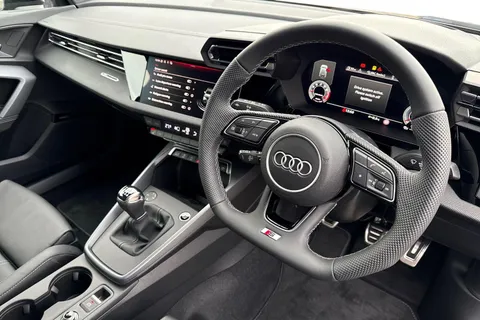  Audi A3 1.5 TFSI Black Edition Sportback Euro 6 (s/s) 5dr Thumbnail #18