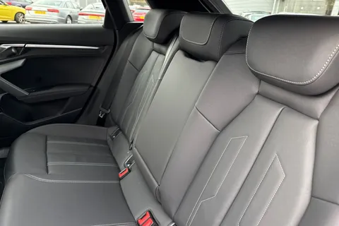  Audi A3 1.5 TFSI Black Edition Sportback Euro 6 (s/s) 5dr Thumbnail #19