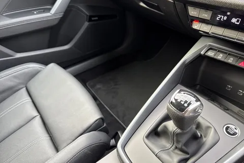  Audi A3 1.5 TFSI Black Edition Sportback Euro 6 (s/s) 5dr Thumbnail #20