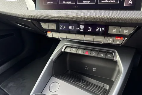  Audi A3 1.5 TFSI Black Edition Sportback Euro 6 (s/s) 5dr Thumbnail #22