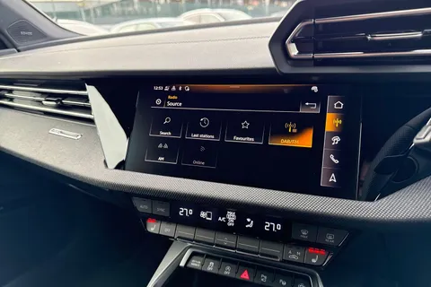  Audi A3 1.5 TFSI Black Edition Sportback Euro 6 (s/s) 5dr Thumbnail #36