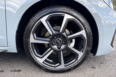 PX75KNZ Audi A1 Black Edition 30 TFSI  116 PS 6-speed Thumbnail #9