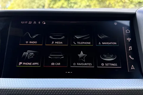 PX75KNZ Audi A1 Black Edition 30 TFSI  116 PS 6-speed Thumbnail #16