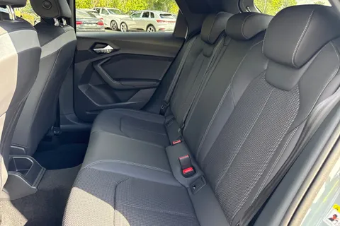 PX75KNZ Audi A1 Black Edition 30 TFSI  116 PS 6-speed Thumbnail #18