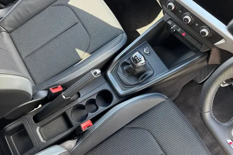 PX75KNZ Audi A1 Black Edition 30 TFSI  116 PS 6-speed Thumbnail #22