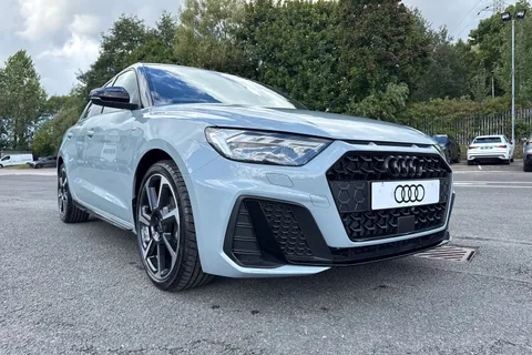 PX75KNZ Audi A1 Black Edition 30 TFSI  116 PS 6-speed Thumbnail #27