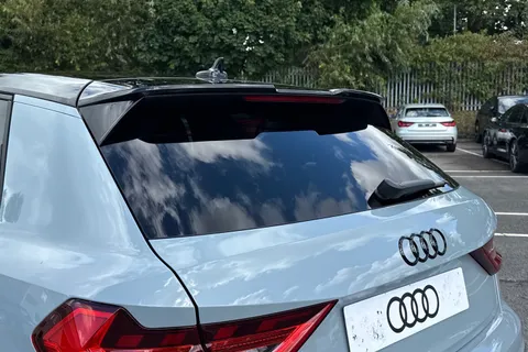 PX75KNZ Audi A1 Black Edition 30 TFSI  116 PS 6-speed Thumbnail #34