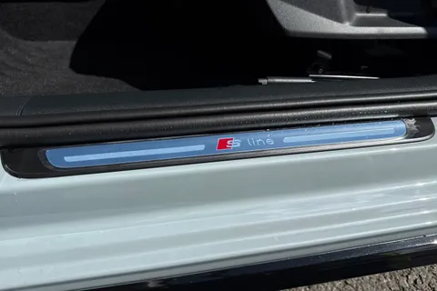 PX75KNZ Audi A1 Black Edition 30 TFSI  116 PS 6-speed Thumbnail #39