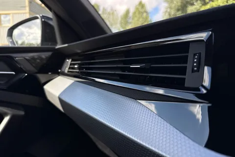 PX75KNZ Audi A1 Black Edition 30 TFSI  116 PS 6-speed Thumbnail #43