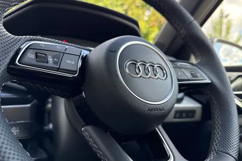 PX75KNZ Audi A1 Black Edition 30 TFSI  116 PS 6-speed Thumbnail #46