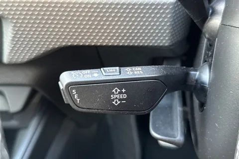 PX75KNZ Audi A1 Black Edition 30 TFSI  116 PS 6-speed Thumbnail #50