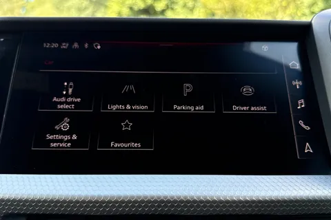 PX75KNZ Audi A1 Black Edition 30 TFSI  116 PS 6-speed Thumbnail #57