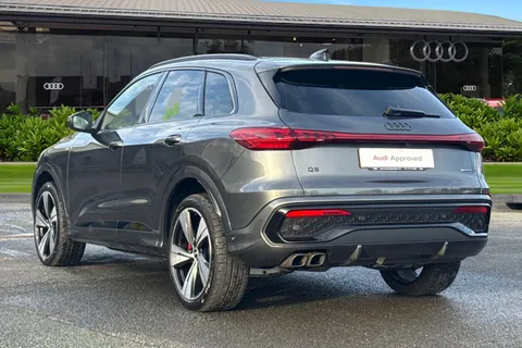 PN75FPZ Audi Q5 SUV Edition 1 TDI quattro 204 PS S tronic Thumbnail #2