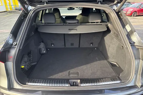 PN75FPZ Audi Q5 SUV Edition 1 TDI quattro 204 PS S tronic Thumbnail #6