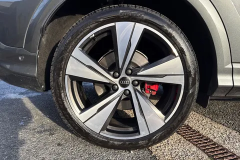 PN75FPZ Audi Q5 SUV Edition 1 TDI quattro 204 PS S tronic Thumbnail #9