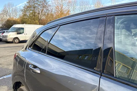 PN75FPZ Audi Q5 SUV Edition 1 TDI quattro 204 PS S tronic Thumbnail #29