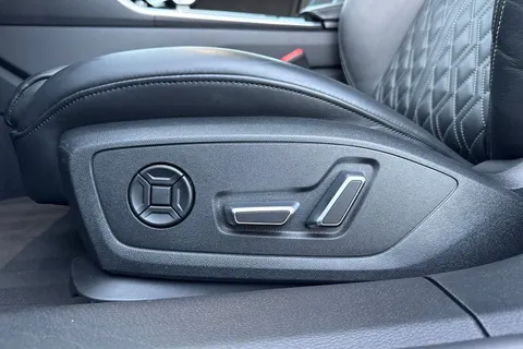 PJ24WXV Audi S7 Black Edition TDI 344 PS tiptronic Thumbnail #40