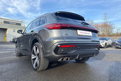 PN75FPZ Audi Q5 SUV Edition 1 TDI quattro 204 PS S tronic Thumbnail #36